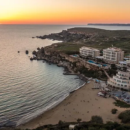 Blue Harbour 2 Bedroom Seafront Apartments With Large Terrace With Spectacular Sea Views - By Getawaysmalta St. Paul's Bay Buitenkant foto