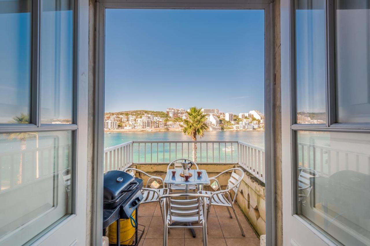 Blue Harbour: Seafront With Terrace Views St. Paul's Bay