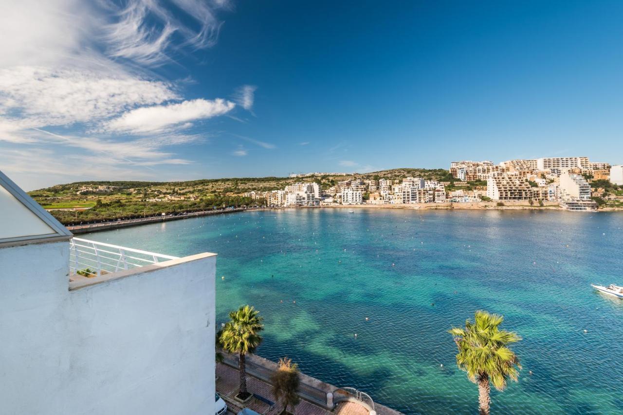 Blue Harbour: Seafront With Terrace Views Apartment *